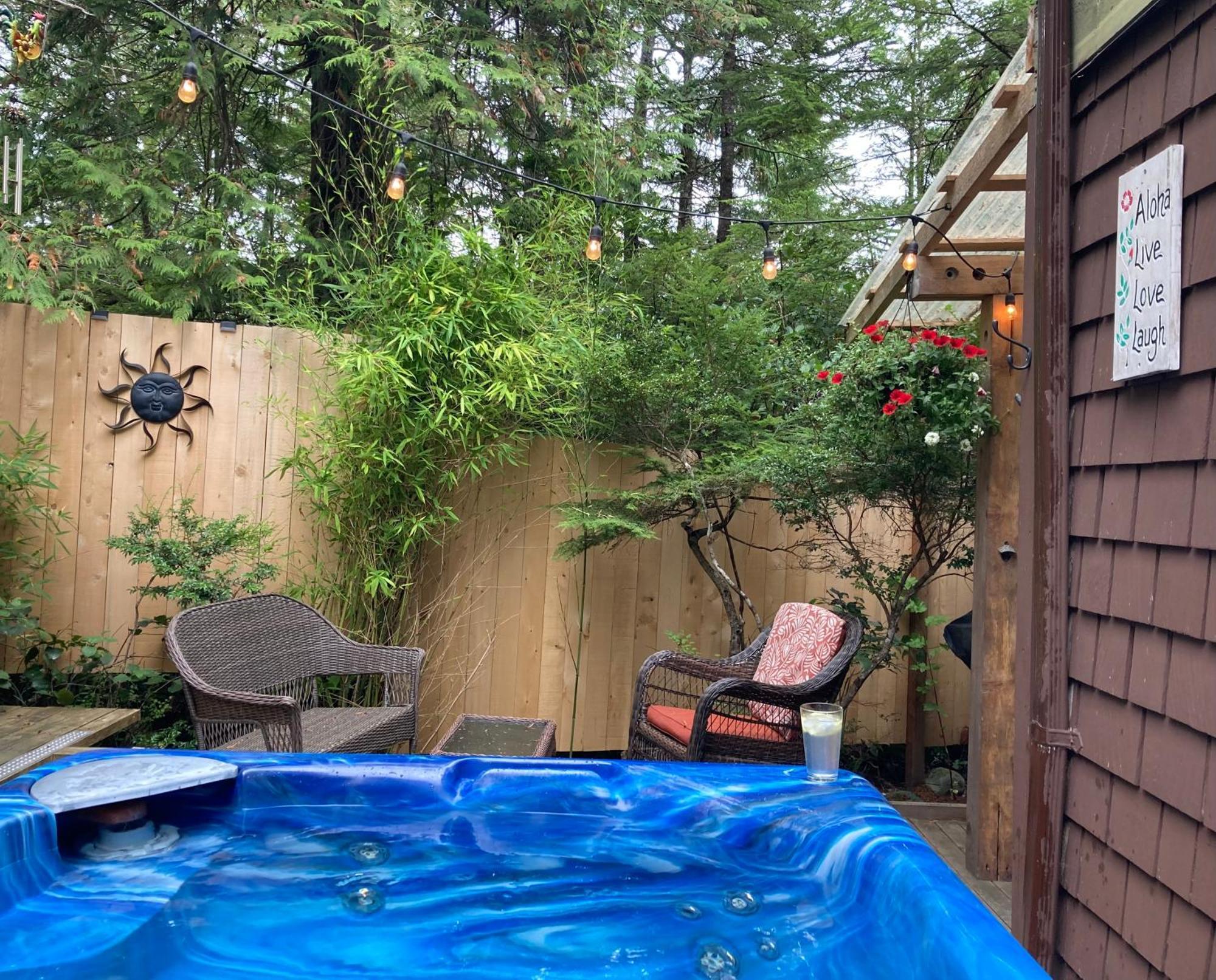 Forest Sweet Retreat Hot Tub & Wood Fired Sauna Уклуелет Екстериор снимка