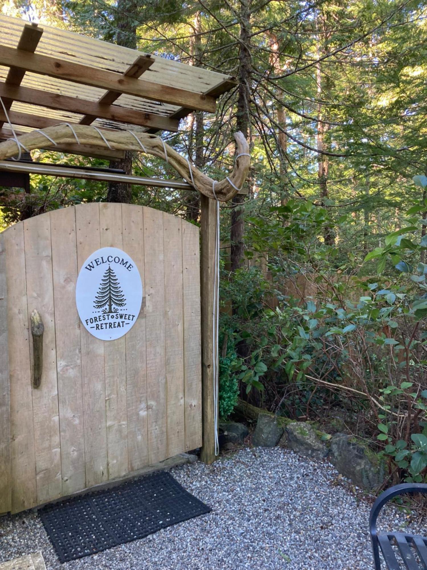 Forest Sweet Retreat Hot Tub & Wood Fired Sauna Уклуелет Екстериор снимка